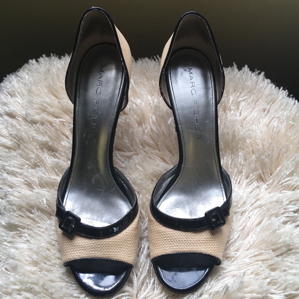 Size 10 Marc Fisher peep toe pumps 4” heel